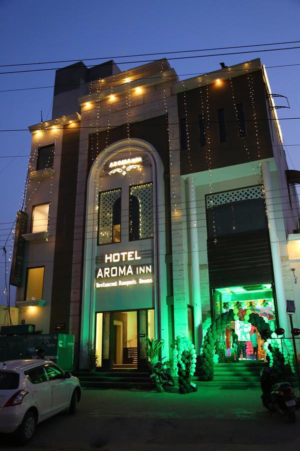 Hotel Aroma Inn Sirsa Buitenkant foto